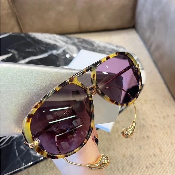 Bottega Veneta Tortoise Sunglasses with Purple Lenses Boni T9 2026 Collection Tortoise acetate frame Purple lenses  main image 4